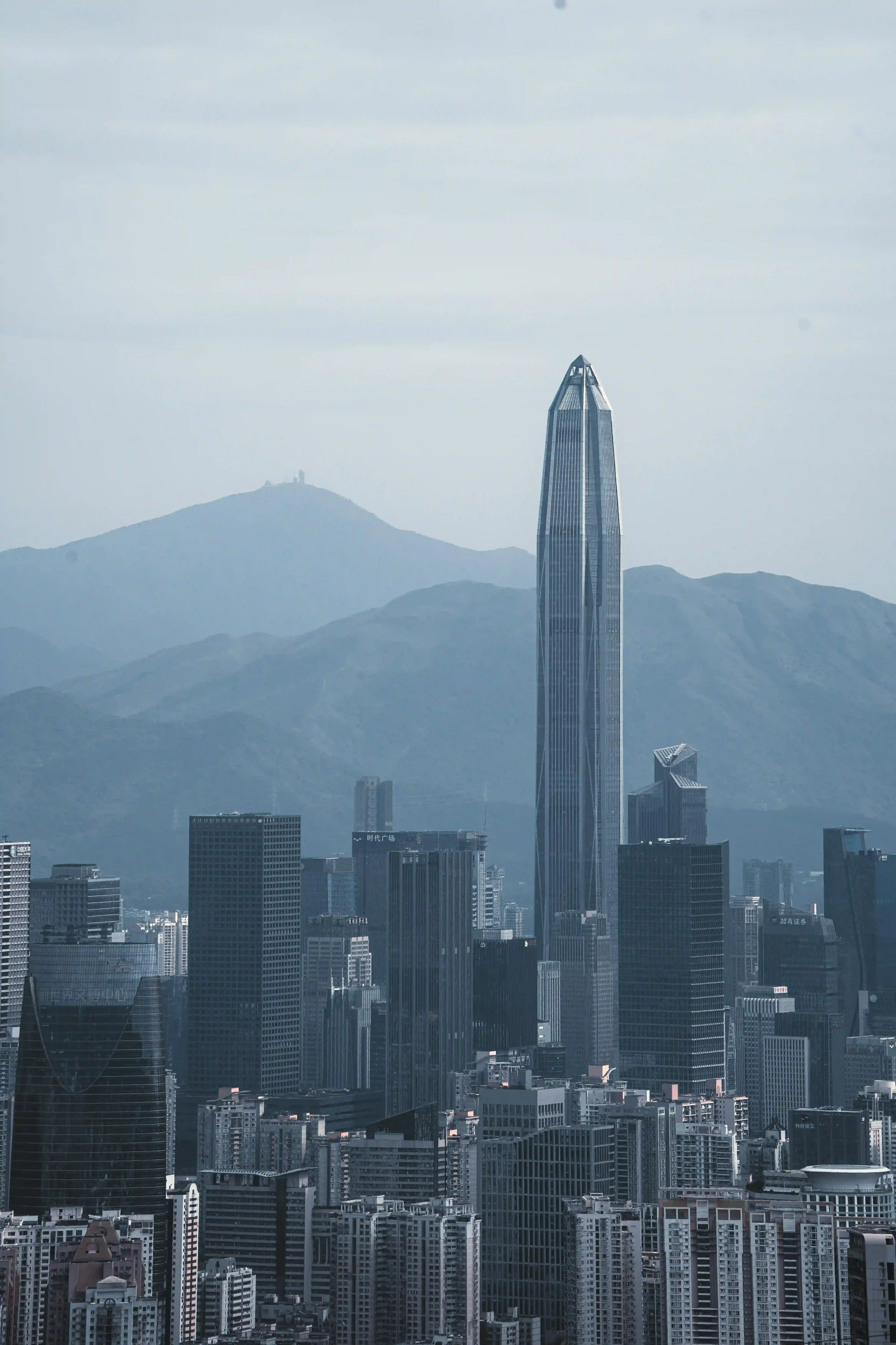 Ping An Finance Center: Fun Facts and Information ping an international finance centre china shenzhen skyscraper tall architecture